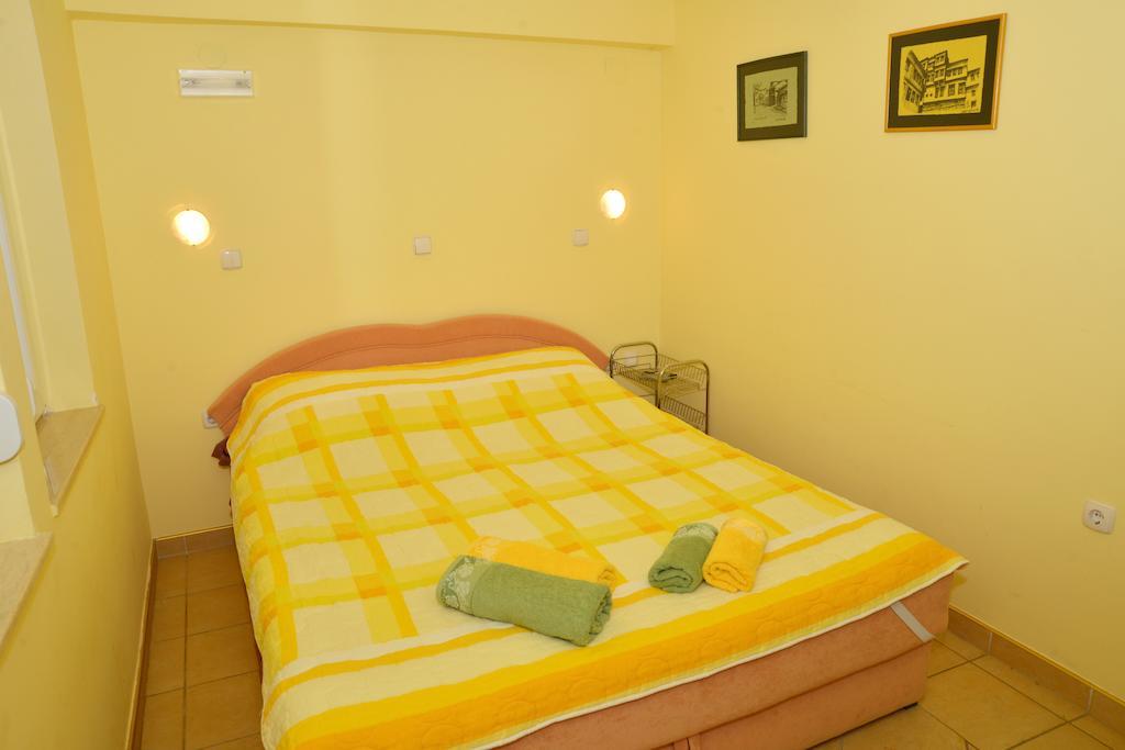Rooms And Apartaments De Niro Търпейца Стая снимка