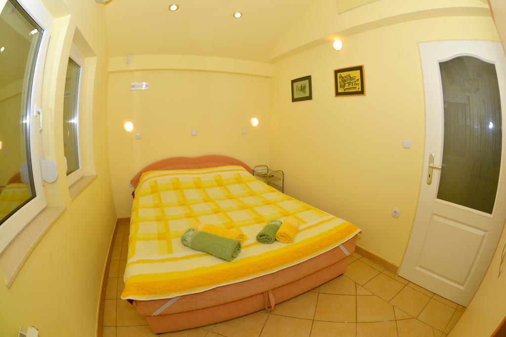 Rooms And Apartaments De Niro Търпейца Стая снимка